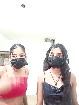 Snapshot of Hot_komall chatting on February 4, 4:29 am Hot komall online show from February 4, 4:29 am