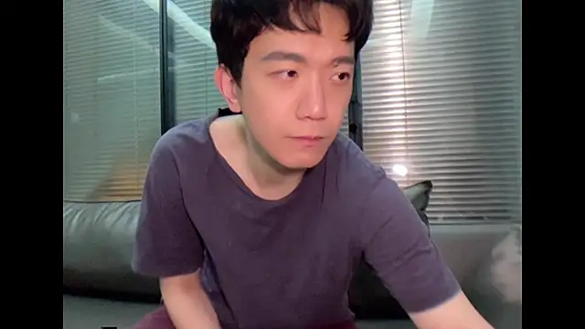 CouplingCry online show from December 3, 2:48 pm