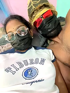 leenaboyxh online show from November 13, 8:57 am