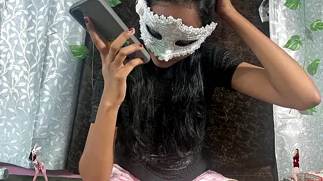 leenaboyxh online show from January 11, 10:53 am