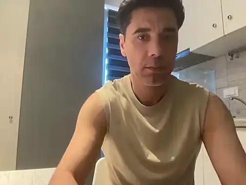 Snapshot of marcoo_x chatting on May 25, 6:08 am marcoo x online show from May 25, 6:08 am