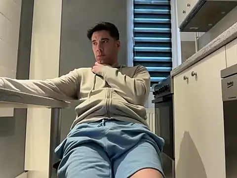 Snapshot of marcoo_x chatting on June 1, 6:59 am marcoo x online show from June 1, 6:59 am