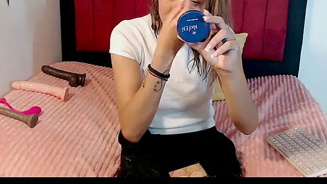 AMARYXS online show from December 21, 12:23 pm