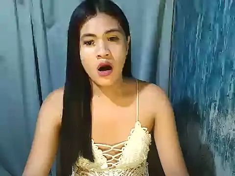 Snapshot of Rema_thebigcock chatting on July 22, 6:43 pm Rema thebigcock online show from July 22, 6:43 pm