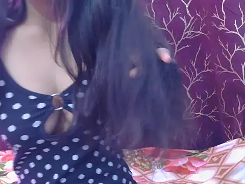 hot-nisha online show from January 19, 5:55 am