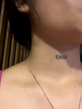  vaiolet owo online show from November 9, 6:44 am