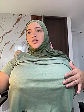 sweetmuslim01 online show from April 21, 9:50 pm