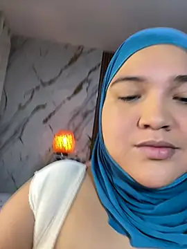 Snapshot of sweetmuslim01 chatting on July 8, 1:54 am sweetmuslim01 online show from July 8, 1:54 am