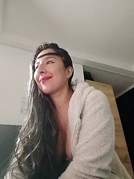 Snapshot of mali-fox99 chatting on November 23, 2:44 am mali-fox99 online show from November 23, 2:44 am