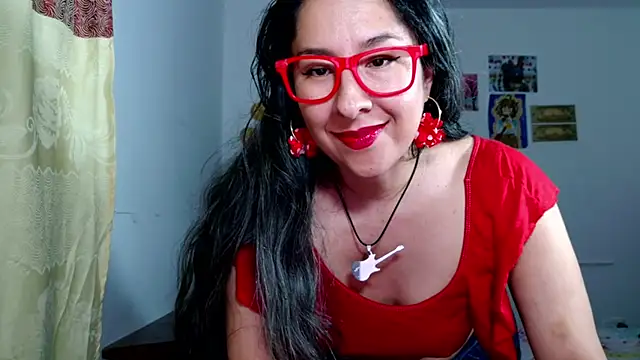 Snapshot of mali-fox99 chatting on December 2, 11:23 pm mali-fox99 online show from December 2, 11:23 pm