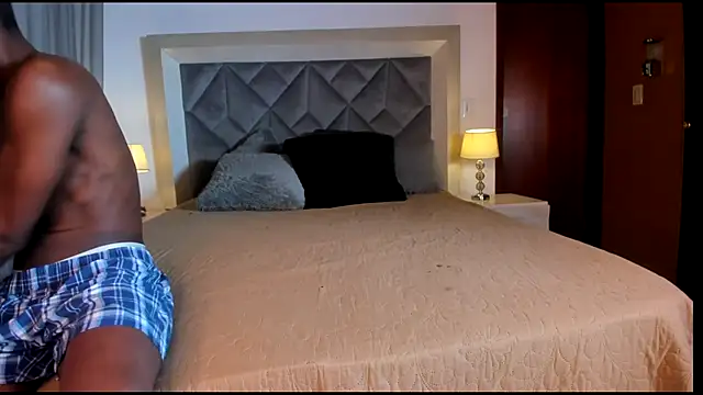 Snapshot of OurPerfectMix chatting on November 8, 3:39 am OurPerfectMix online show from November 8, 3:39 am