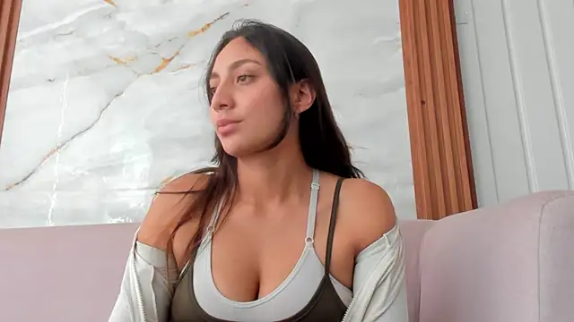 LilyGarcia online show from June 8, 9:26 pm