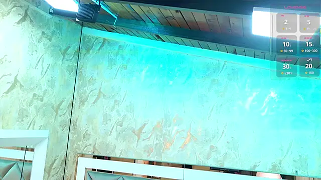 Snapshot of crystal_gilton chatting on November 11, 7:03 pm crystal gilton online show from November 11, 7:03 pm