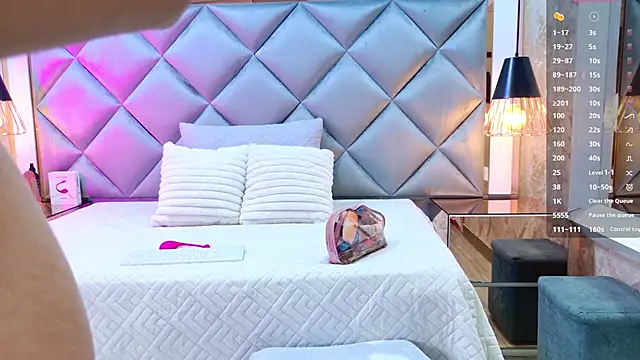 crystal gilton online show from November 23, 7:13 pm