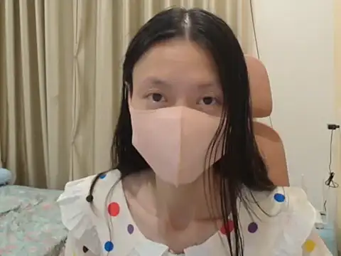 Lil-Cherries online show from January 15, 5:49 pm