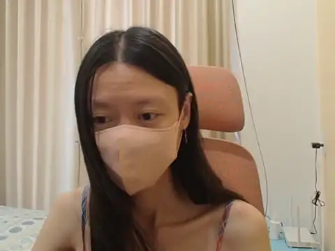 Lil-Cherries online show from April 2, 2:42 am