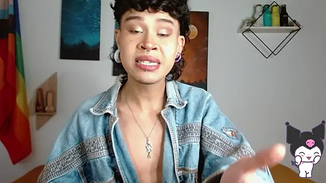 nicolai a online show from April 21, 4:56 pm