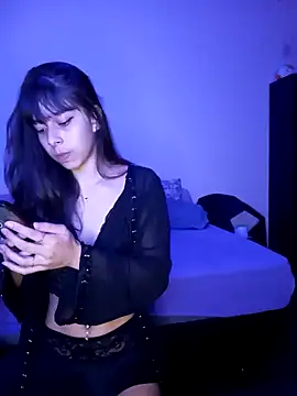 Snapshot of GabySMiller chatting on February 14, 4:31 am GabySMiller online show from February 14, 4:31 am