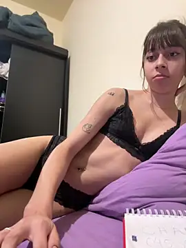 GabySMiller online show from April 3, 10:41 pm