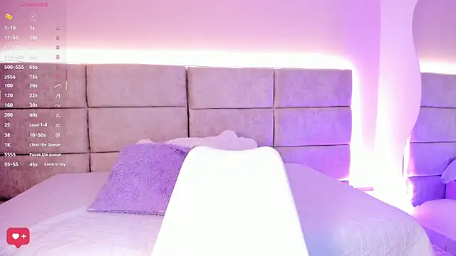 nia20  online show from April 23, 12:29 pm