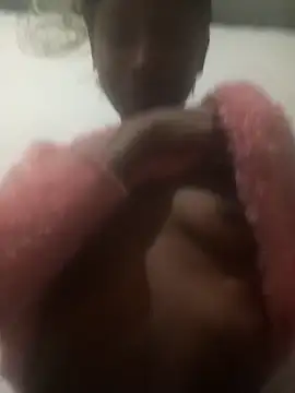 Aliis Love online show from February 15, 2:30 am