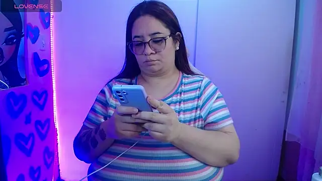 kattybbwbigboobs  online show from July 16, 8:37 pm