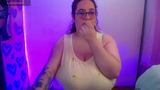kattybbwbigboobs  online show from July 22, 10:01 pm