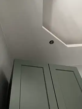 Kriss8411 online show from February 19, 10:55 am