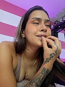 Alana Cerati online show from July 28, 12:48 pm
