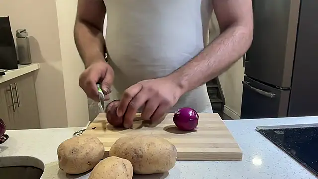 sukhpreetdhindsa online show from December 2, 7:03 am