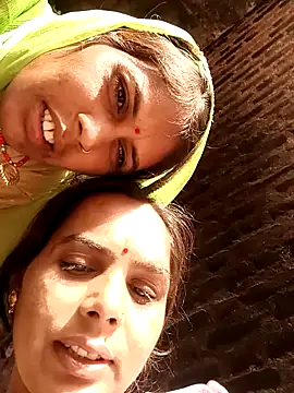 CUTE V SEXY online show from November 9, 3:27 am