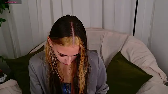 AriaBe11 online show from November 29, 7:11 am