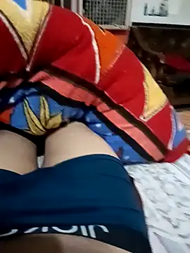 Snapshot of xoxo7-6 chatting on December 20, 7:10 pm xoxo7-6 online show from December 20, 7:10 pm