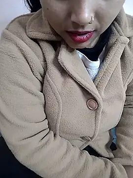 Sexy Divya   online show from January 14, 6:08 am