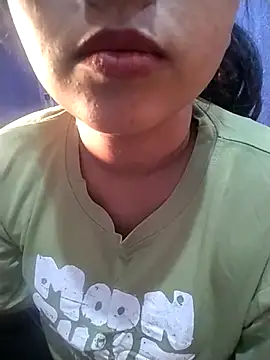 Sexy Divya   online show from April 22, 12:39 pm