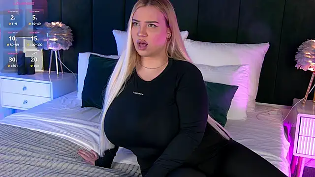 KilianaNoir online show from January 17, 7:46 am