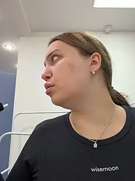 KilianaNoir online show from April 24, 6:49 am