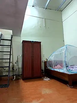 Lynly k2 online show from March 23, 1:20 am