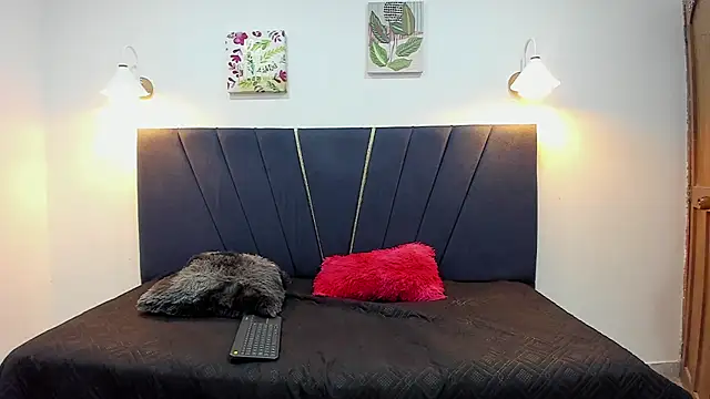 Snapshot of Livekendall chatting on November 9, 1:42 pm Livekendall online show from November 9, 1:42 pm