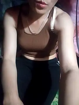 Lynn-122 online show from April 25, 1:41 pm