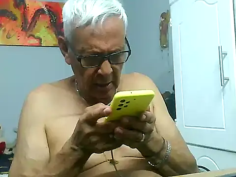 dirtysluttyfist online show from November 20, 9:58 pm