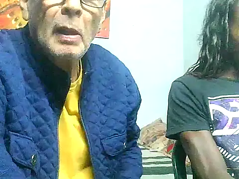 dirtysluttyfist online show from December 21, 6:31 am