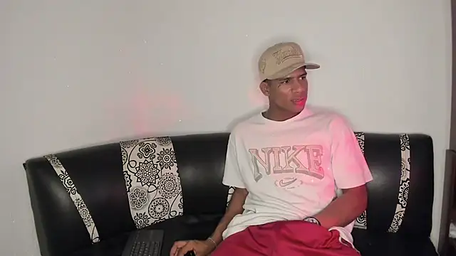 JUANBIGCOCK21CM online show from April 12, 7:41 pm