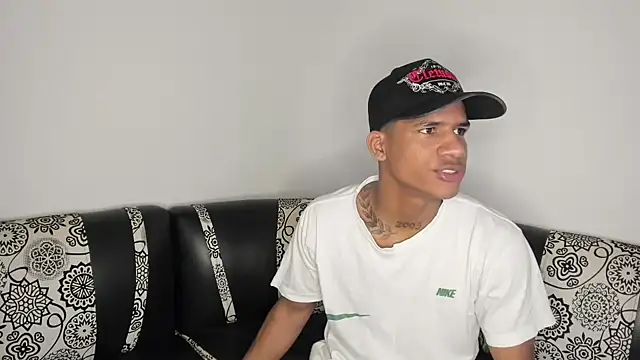 JUANBIGCOCK21CM online show from April 24, 1:24 pm