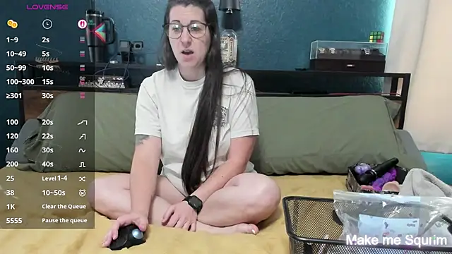Snapshot of Sammie_Ray chatting on June 25, 2:43 pm Sammie Ray online show from June 25, 2:43 pm