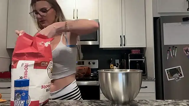 RosieCheeks  online show from February 23, 5:43 pm