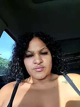 Snapshot of Valen_Artu chatting on November 11, 8:53 pm Valen Artu online show from November 11, 8:53 pm