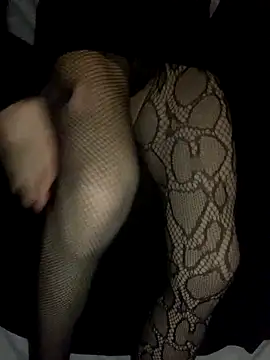 jaDomiiin online show from November 14, 8:40 pm