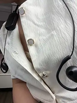 Fyy888888 online show from November 9, 1:59 am