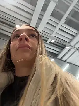 SashaCatt online show from February 9, 9:02 am